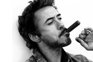 Celebrities who smoke: Robert Downey Jr. 