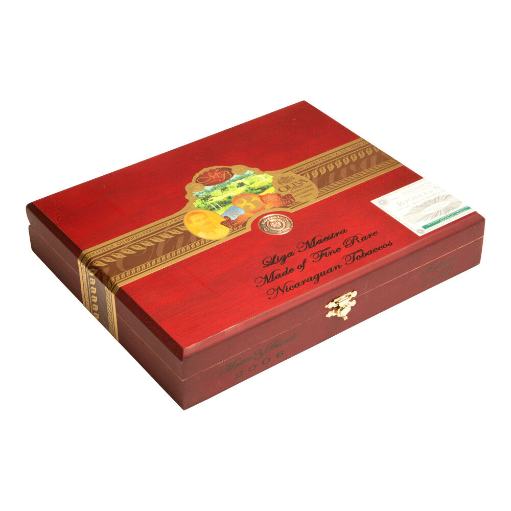 View product media OMBCH Churchill, , jrcigars 3