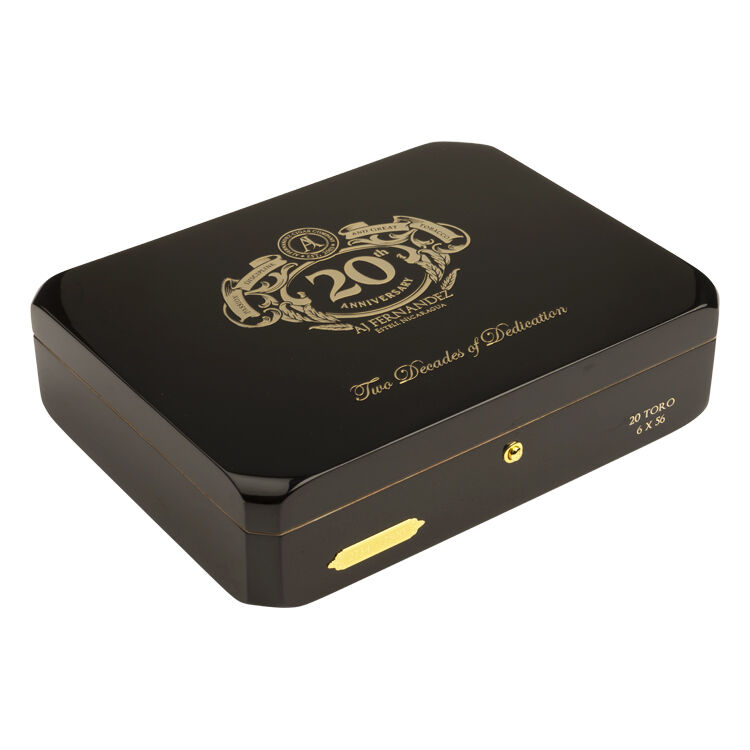 View product media AJ20TLE Toro Limited Edition, , jrcigars 3