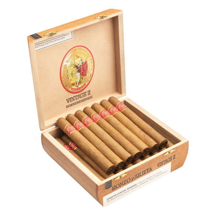 View product media RV2 Vintage II, , jrcigars 2