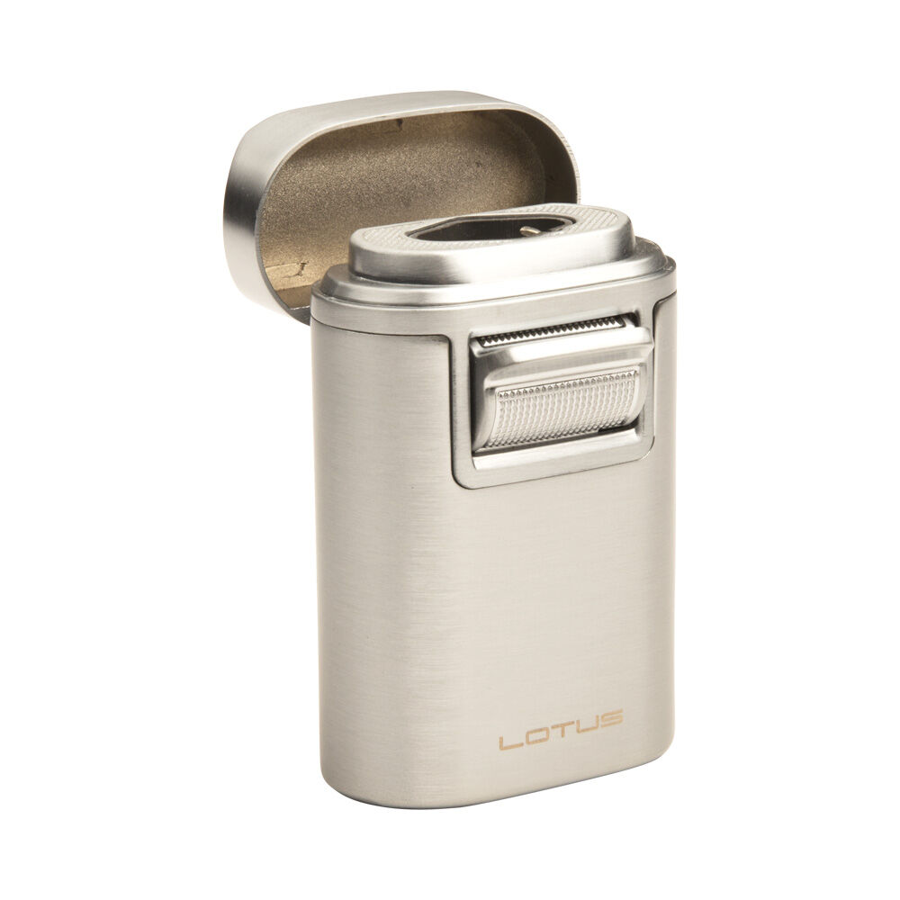 View product media 3LBRCH Chrome Quad Flame T7BCH, , jrcigars 2