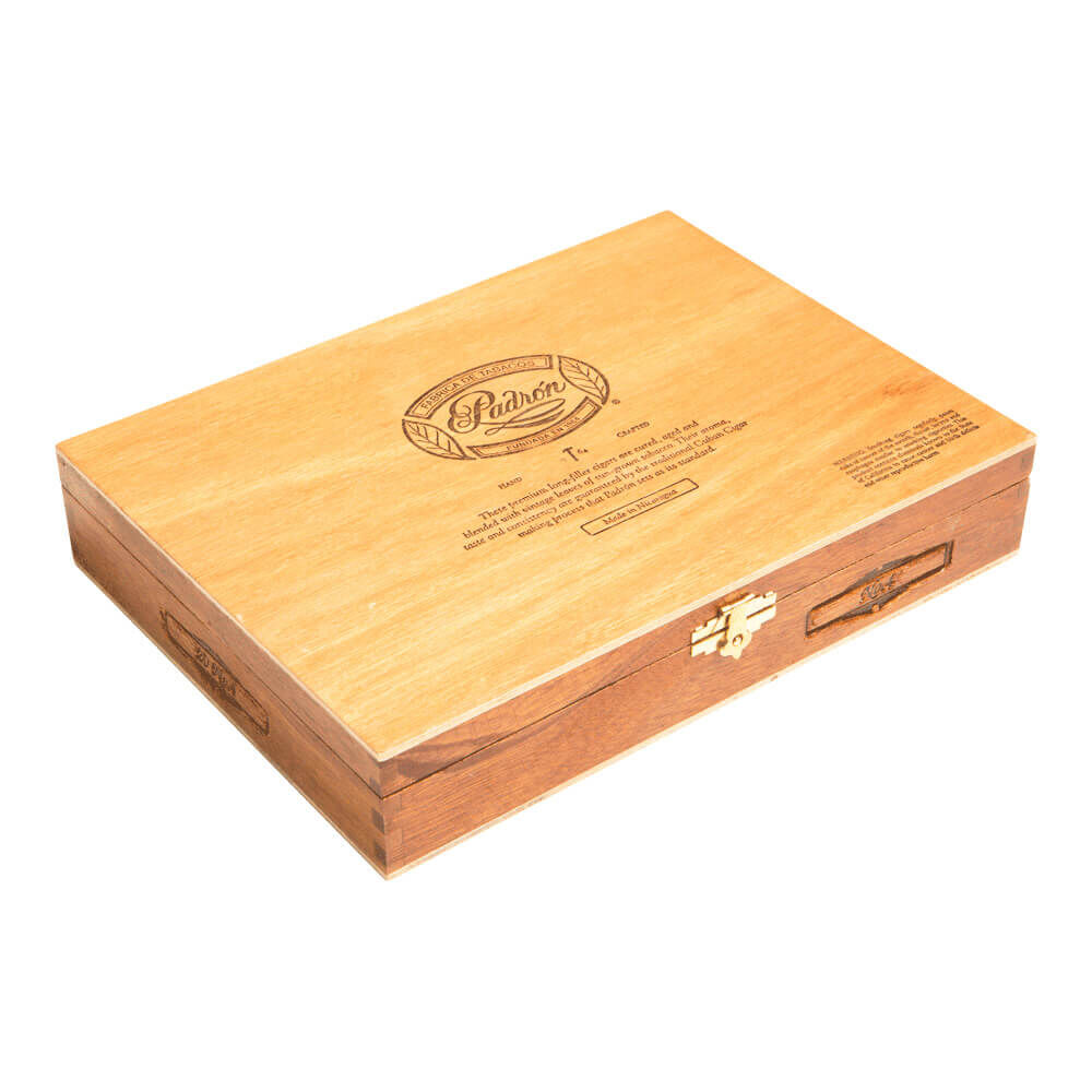 View product media PD64E Exclusivo, , jrcigars 3