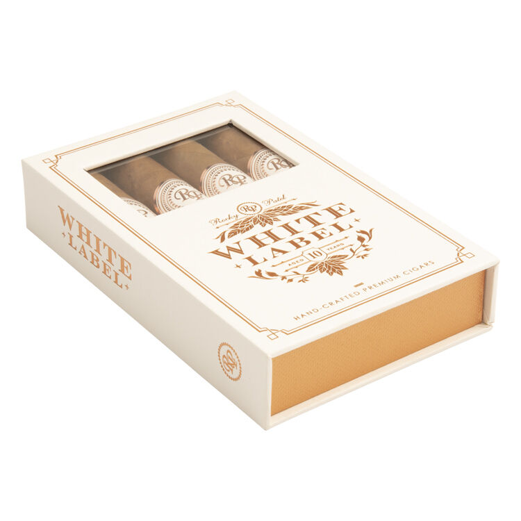 View product media RPWL4S Robusto Grande, , jrcigars 3