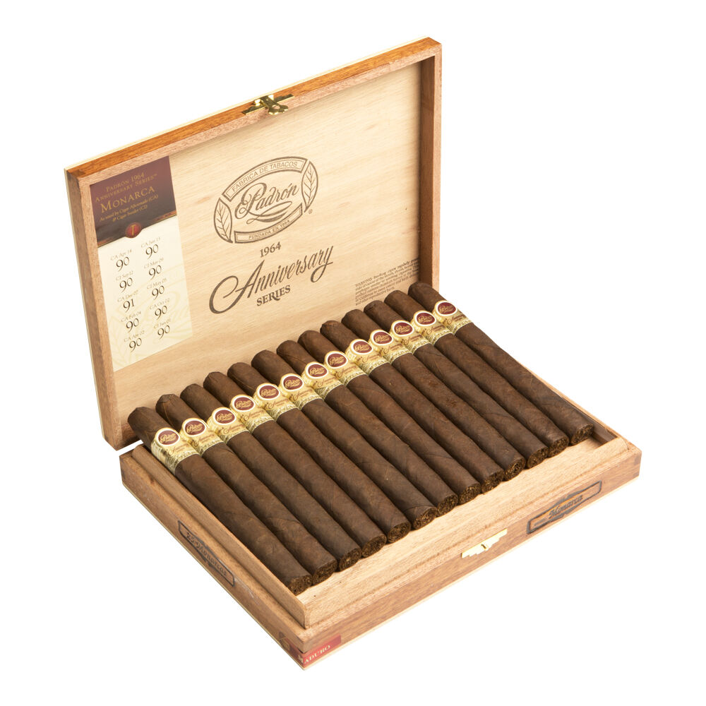 View product media PD64P3 Pyramide Maduro, , jrcigars 2